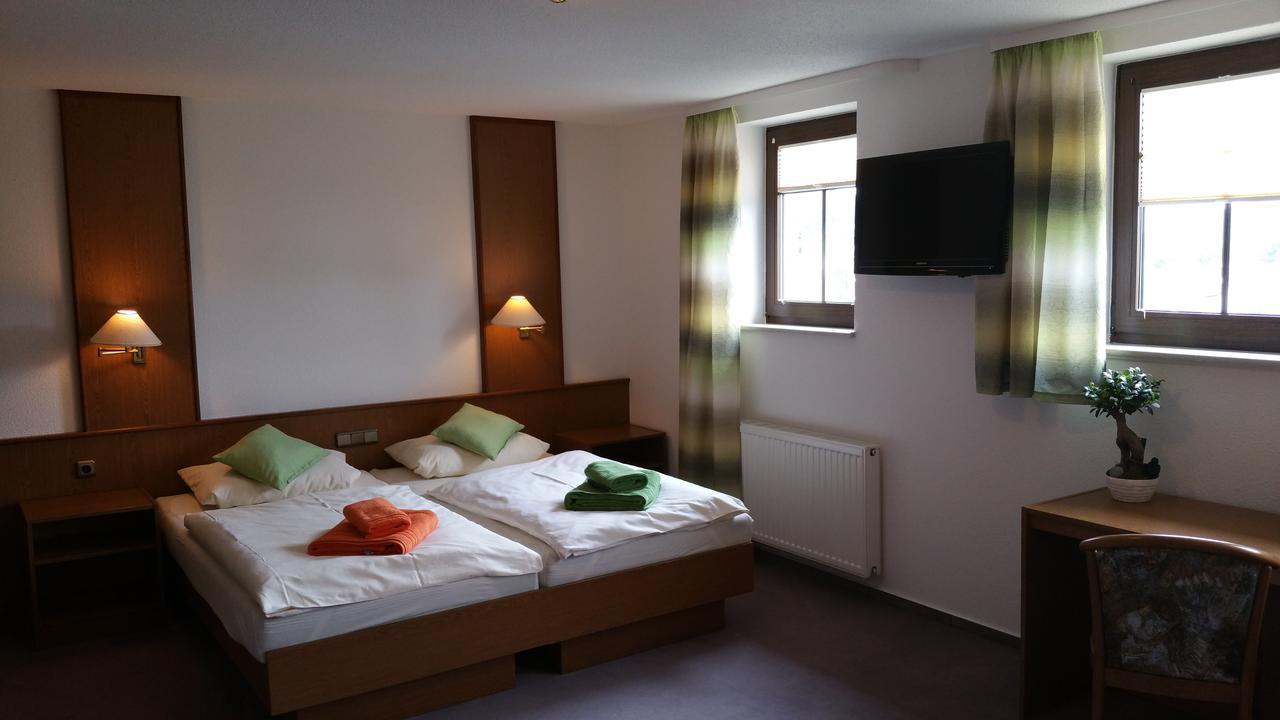 Hotel Am Markt Ehrenfriedersdorf Extérieur photo